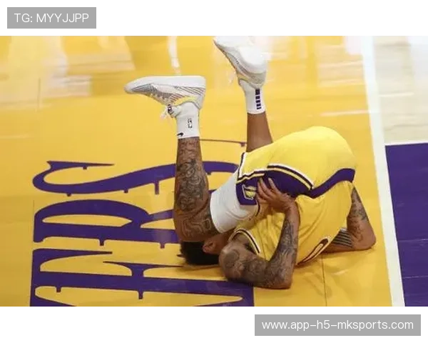 Kim 关键抢断改变比赛局势