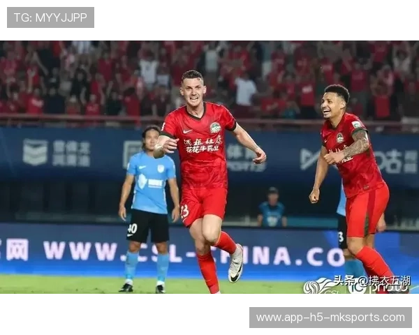 球队战术体系全面升级，球员布置战术